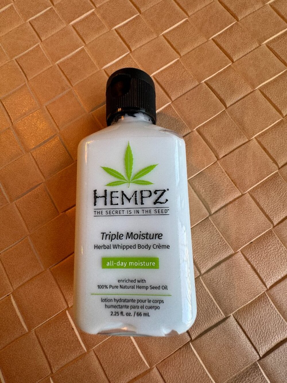 Hempz Triple Moisture Herbal Whipped body Creme 2.25 oz Travel Size New